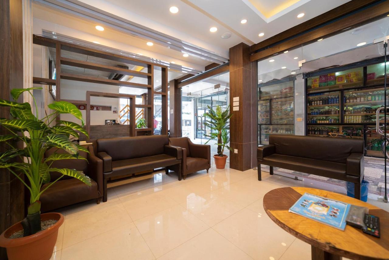 Oyo 318 Hotel Pancha Buddha Kathmandu Bagian luar foto